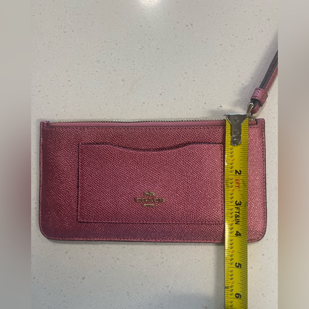 Coach women’s pink metallic zip top wristlet wallet clutch credit card holder - Picture 7 of 7